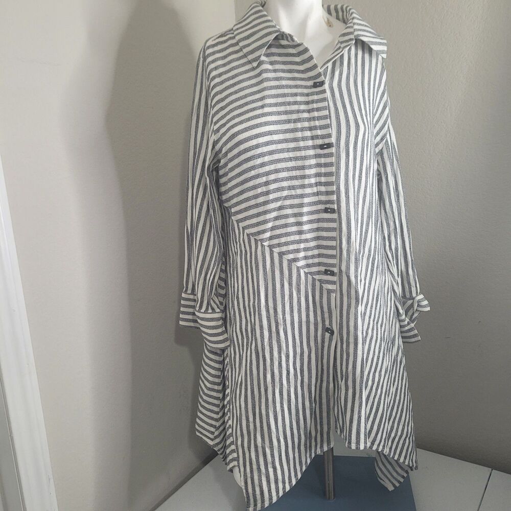 Soft Surroundings size S,M tunic dress shark bite hem striped button collar